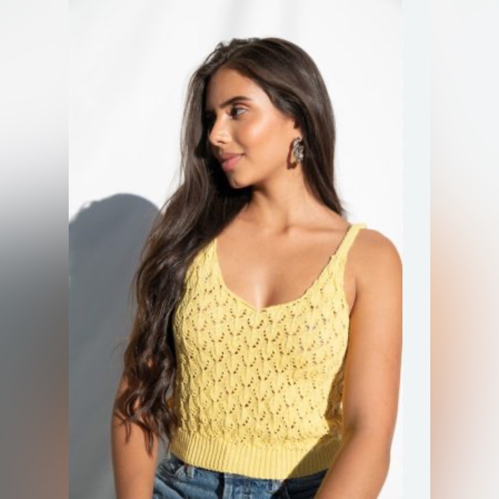 NWT Double Zero Yellow Kenzie Beach Crochet Top in Medium